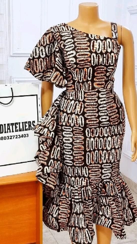 Straight dress vibes - African dress styles for women 
