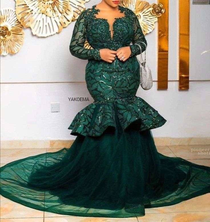 20 Green Lace Dresses & Asoebi Styles For Wedding