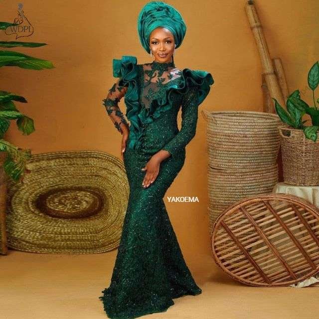 20 Green Lace Dresses & Asoebi Styles For Wedding