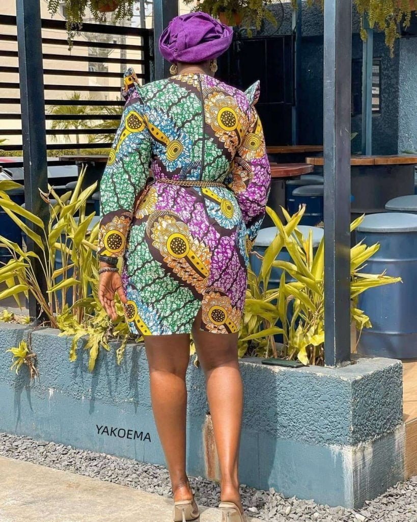 30 PHOTOS: Latest African dress styles for women