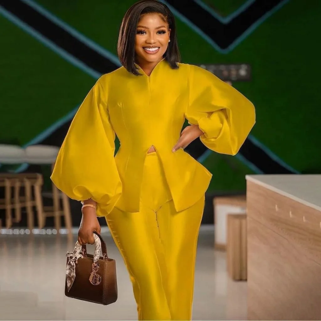 See These 100 Pictures of Serwaa Amihere's Fashion Style Inspirations