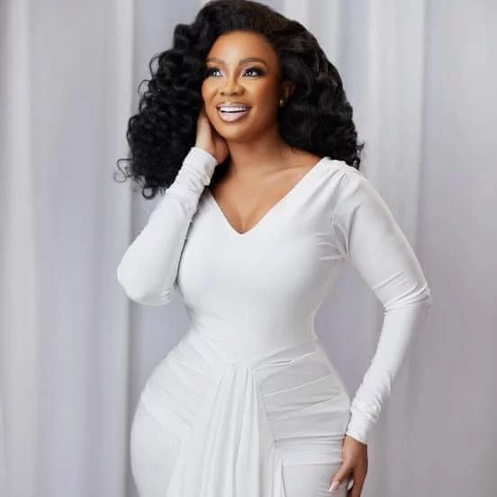 See These 100 Pictures of Serwaa Amihere's Fashion Style Inspirations