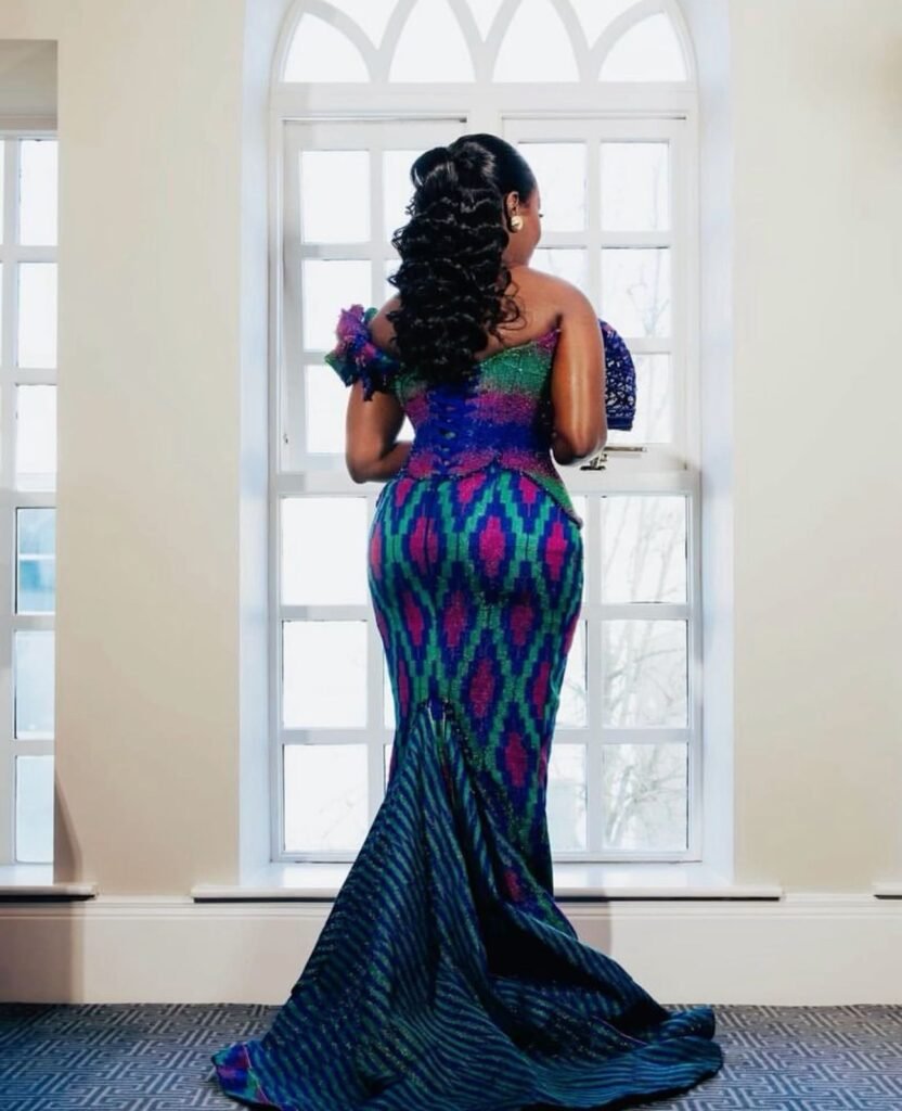 20 PHOTOS: African Kente wedding dress ideas + Ghanaian Kente fashion trends