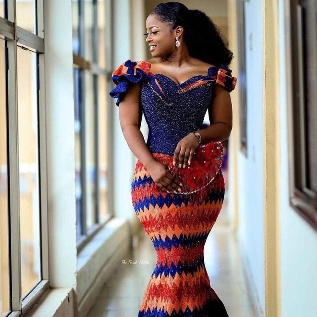 20 PHOTOS: African Kente wedding dress ideas + Ghanaian Kente fashion trends