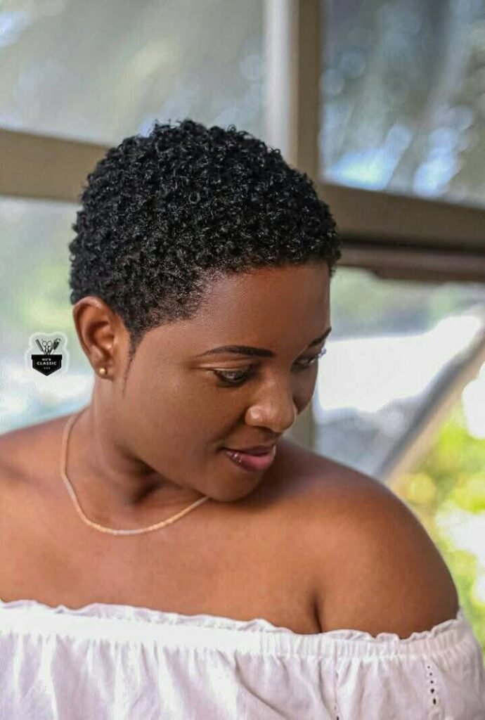 18 PHOTOS Exclusive haircuts for black women - Professional wedding haircut services