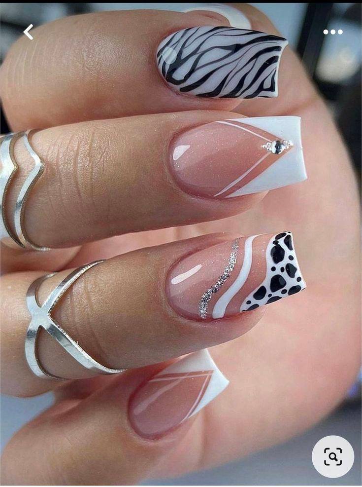 25 PHOTOS Romantic nail art ideas for weddings