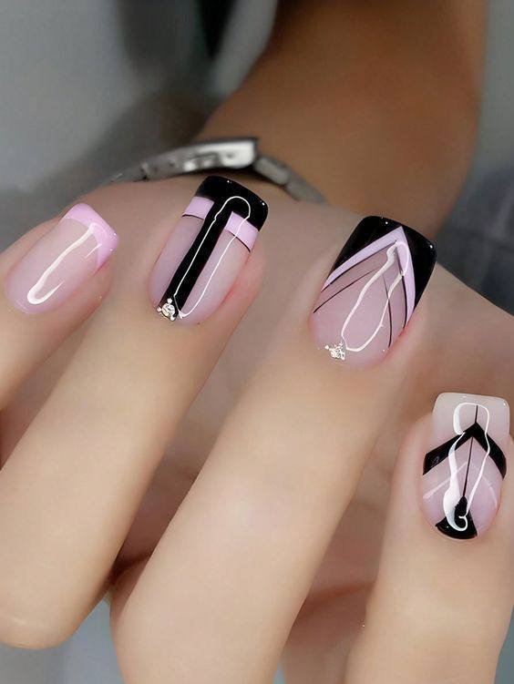 25 PHOTOS Romantic nail art ideas for weddings