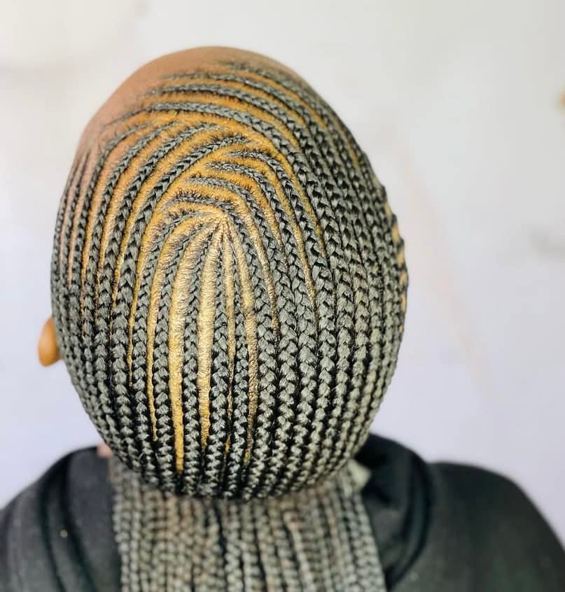 20 PHOTOS Elegant Knotless Braids for Professionals