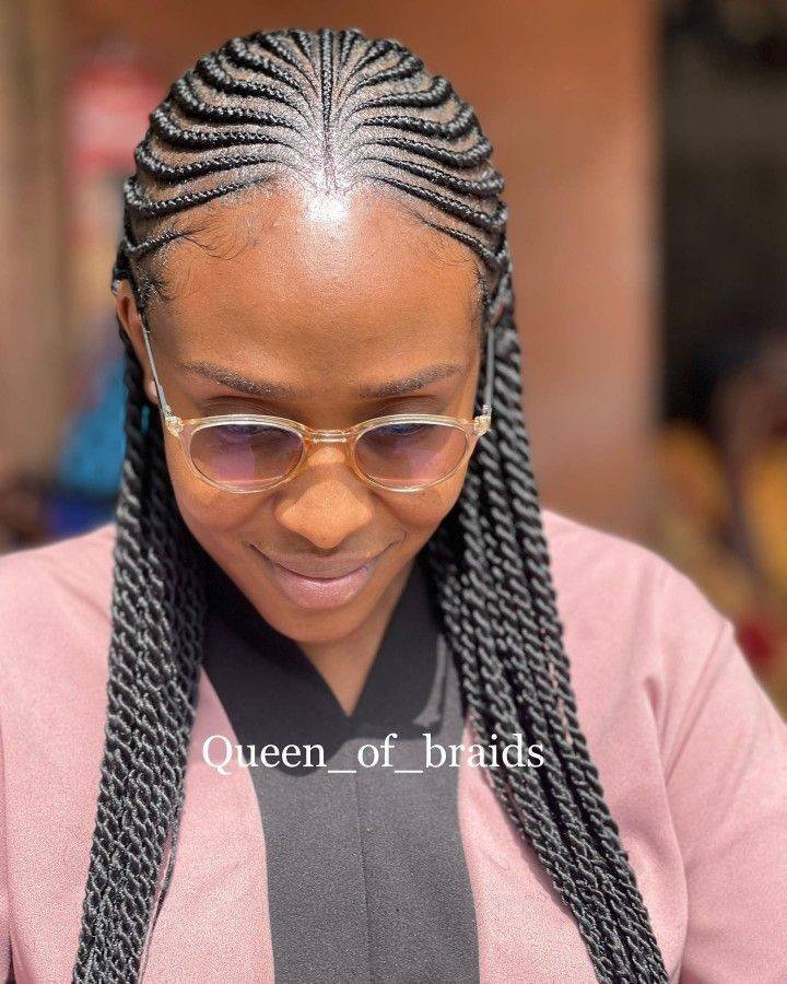 20 PHOTOS Elegant Prom Hairstyles with Braids