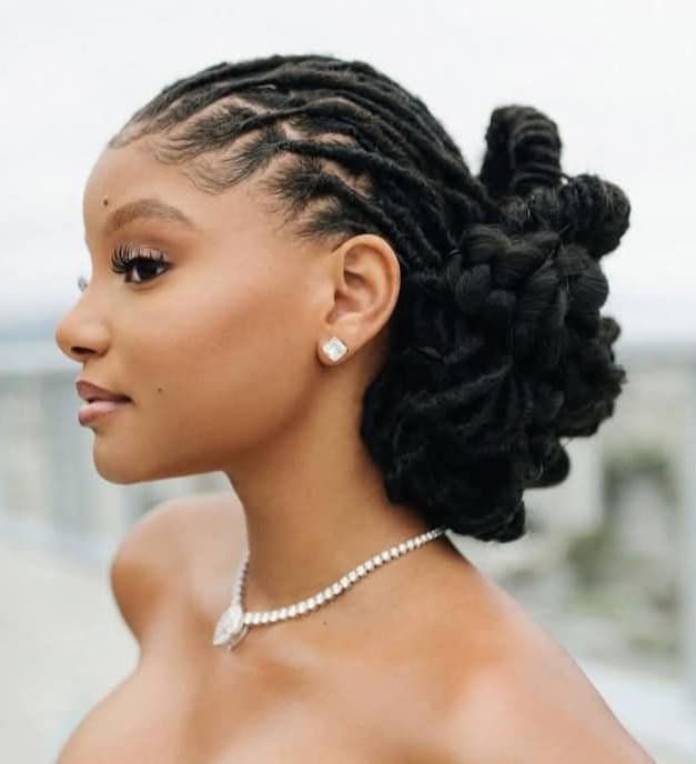 20 PHOTOS High-fashion dreadlocks seen on the runway