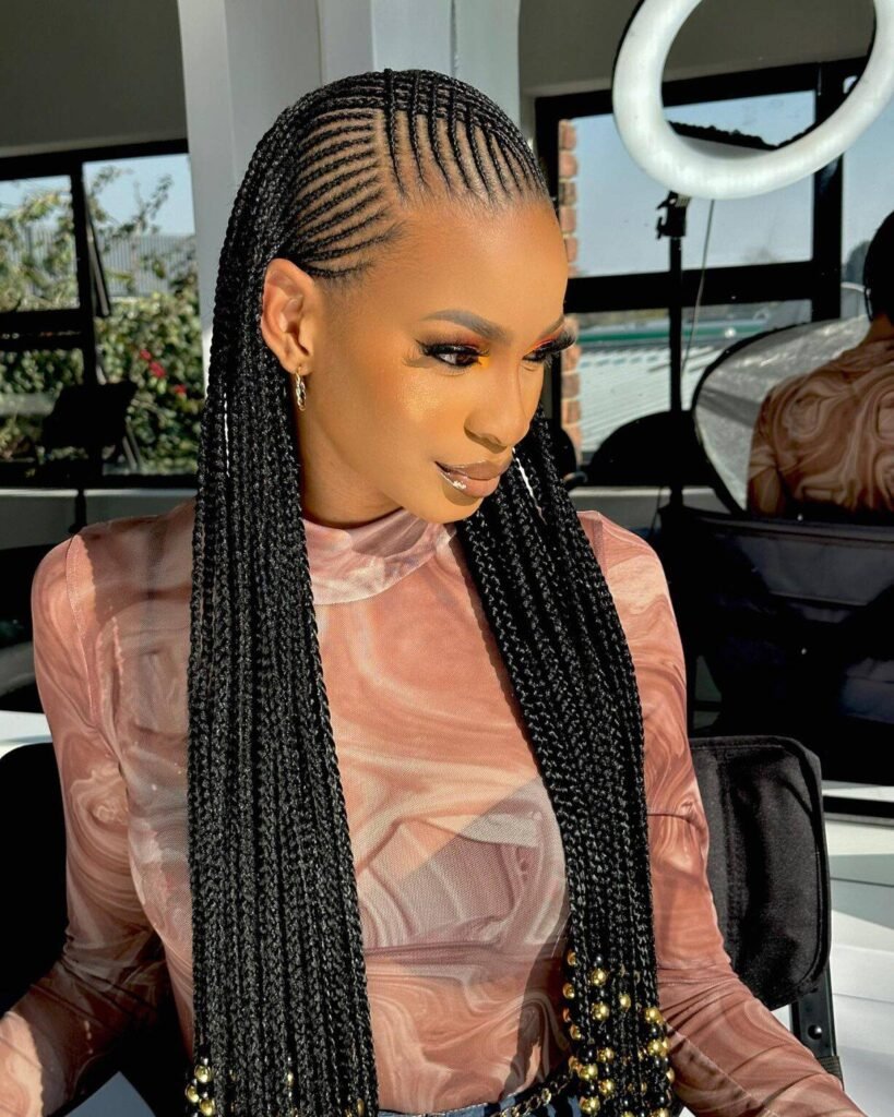 20 PHOTOS Face-framing Hairstyles for all Face shapes