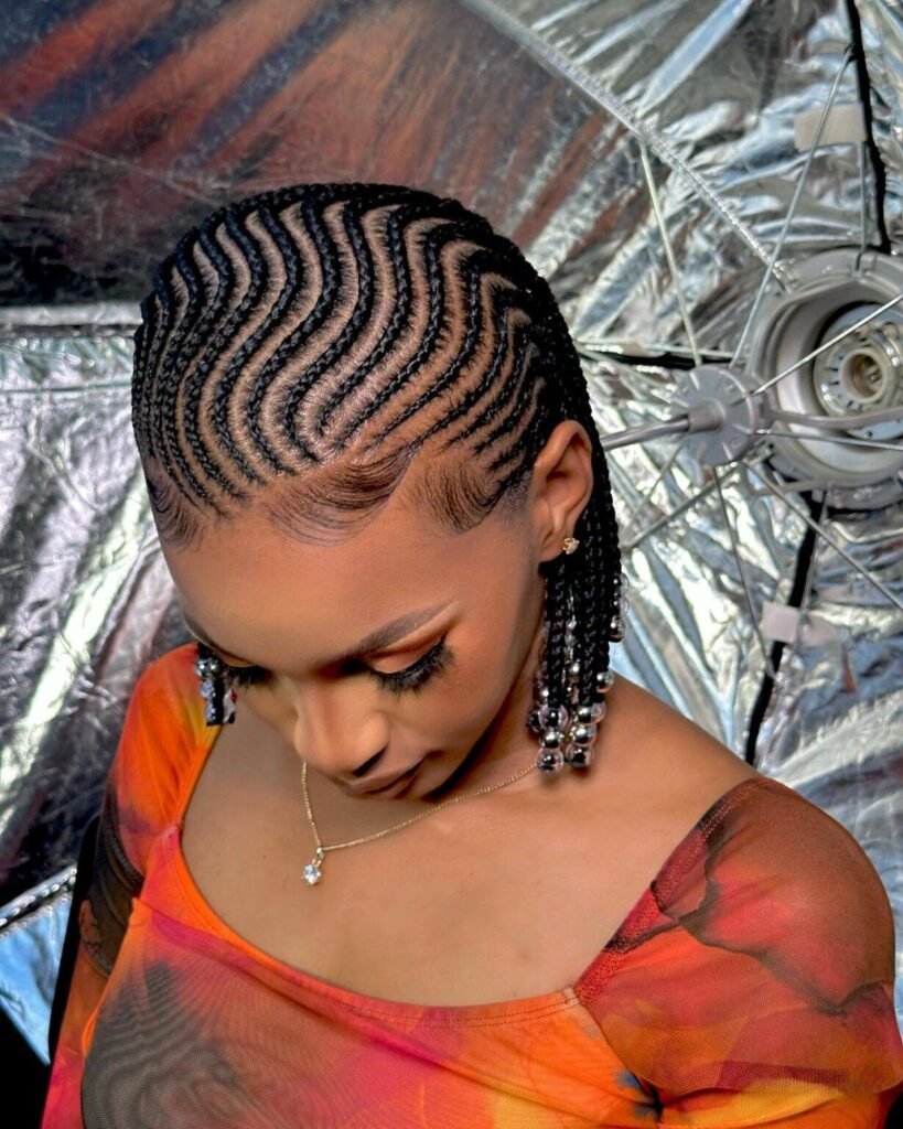 20 PHOTOS Face-framing Hairstyles for all Face shapes