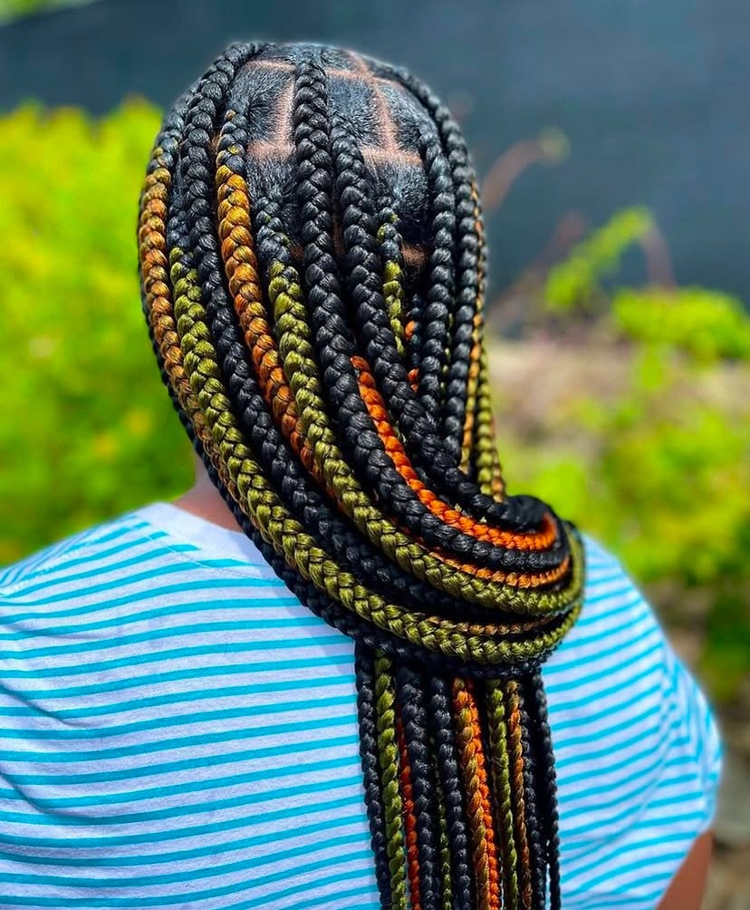 High-end African hair stylist for women - Luxury salon hairstyles for women