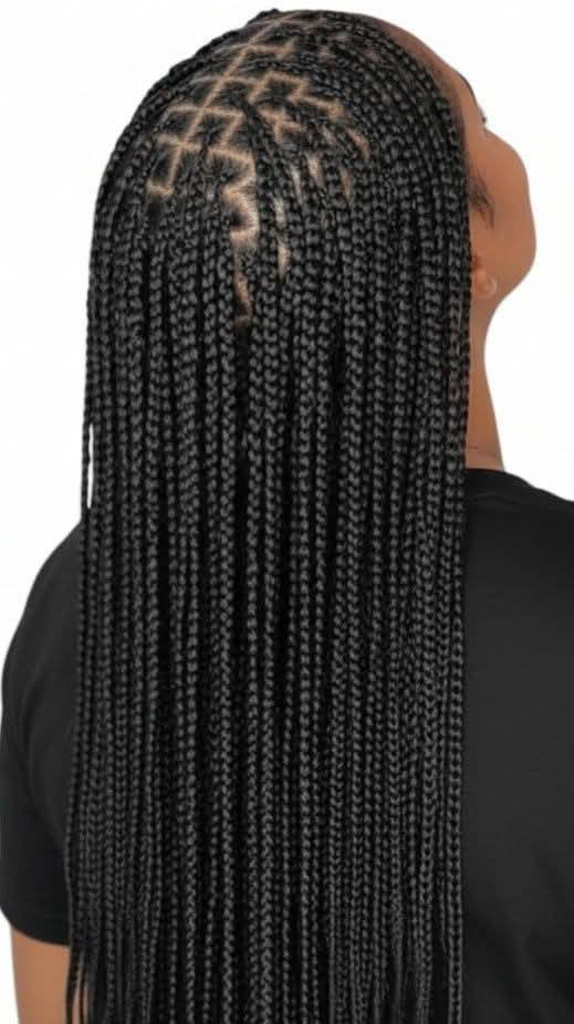 High-end African knotless braids